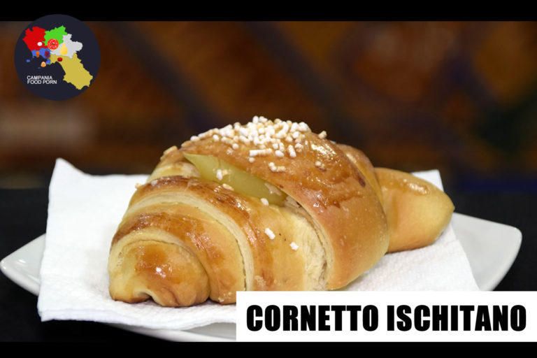 Cornettomania Il Cornetto A Colazione In Campania Campania Food Porn